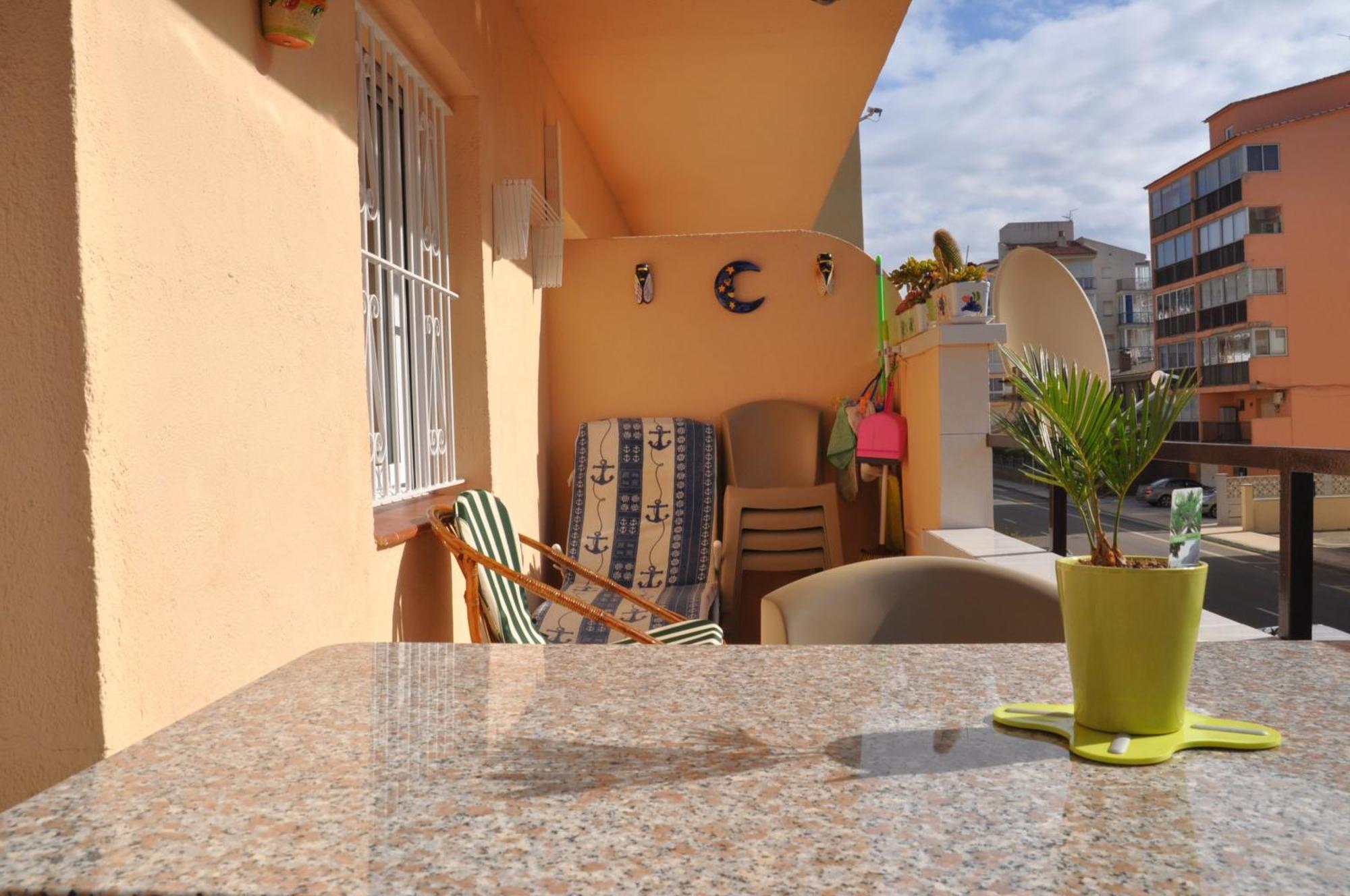 RNET - Nautilus Santa Margarida Roses Apartment Bagian luar foto